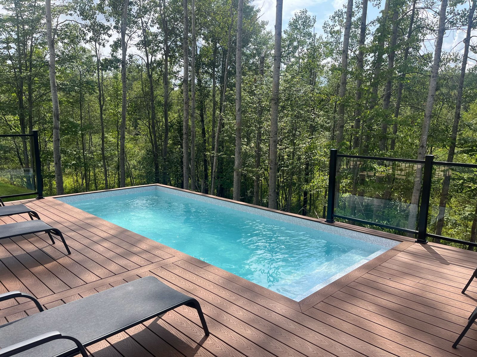 Fully Above-Ground Bayto pool