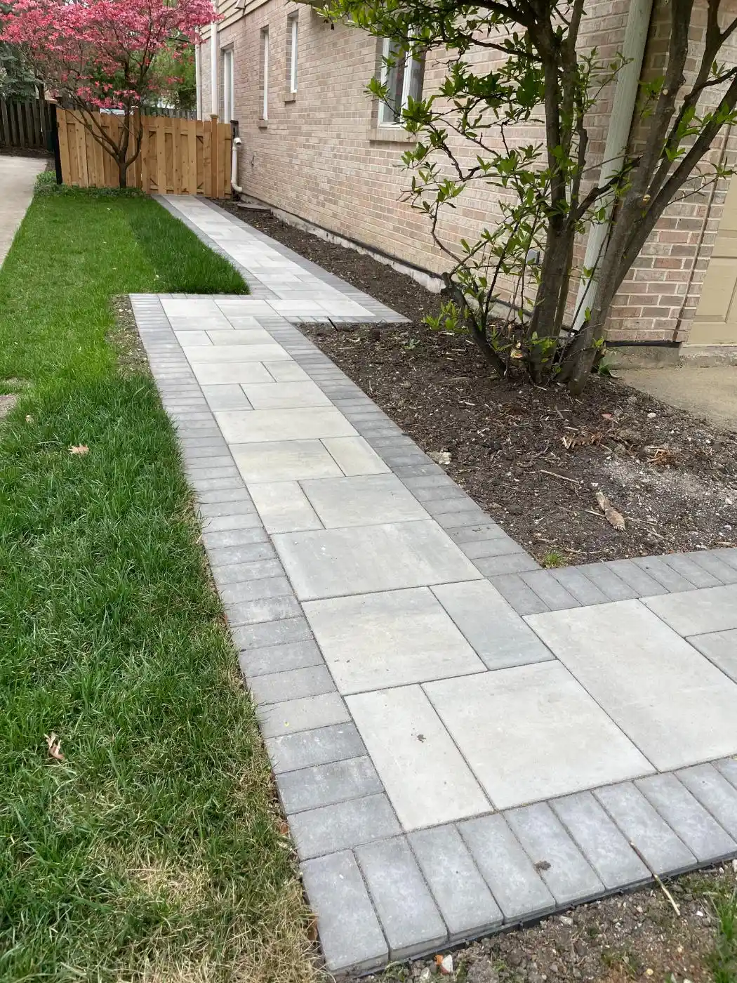 Phillippa St Project: Hardscape, Landscape (photo 11 of 12)